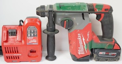 Milwaukee 2912-20 M18 Fuel 1'' SDS Plus Rotary Hammer Drill w/Battery & Charger