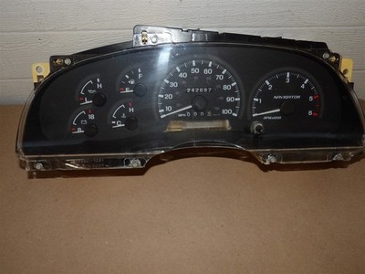 LINCOLN NAVIGATOR 1998 INSTRUMENT CLUSTER SPEEDOMETER PANEL MPH CRACKED LENS