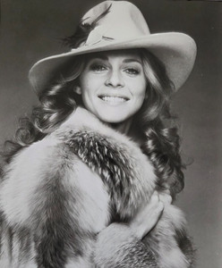 ABC Vintage Original BW 8x10 Press Photo Lindsay Wagner The Bionic Woman 
