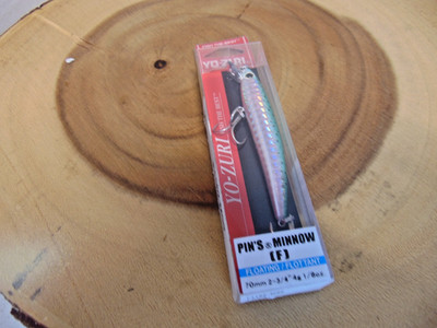 Leurre Yo Zuri Pin's Minnow 70 Mm – Flottant – F1162-GHIW – Rattle – 4g