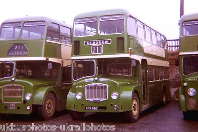 Ostschottisches KPM 86E Bus Foto