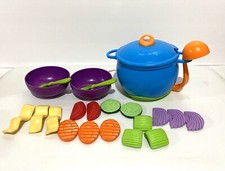 Learning Resources New Sprouts Soup's On , 23 Pieces,Multicolor - Pre-owned.