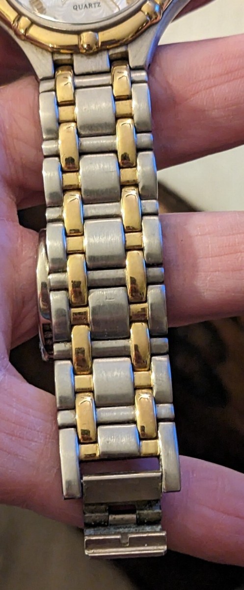 Luger Quartz Date Wrist Watch Swiss Movement Watch/Bracelet  display picture 3