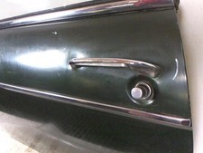 Porte arrière et accessoires Peugeot 304