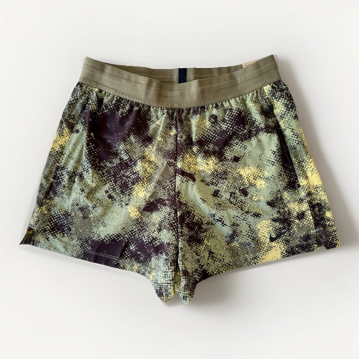 Nike DRI-Fit Cargo Tech Flex Rep 5” Running Shorts (Camo) MEDIUM Men FZ0740-386