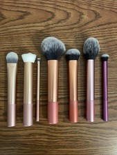Real Techniques Set of 7 Face Makeup Brushes