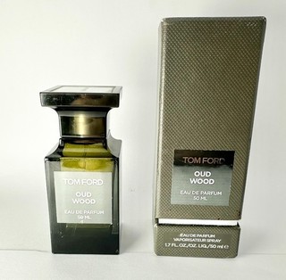 Tom Ford Oud Wood 50 ml Unisex Eau De Parfum
