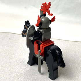 LEGO Black Knight 6009 Castle Complete Except Brown Lance Replaced w/Black Lance