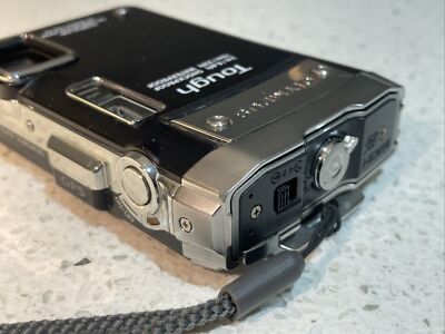 Olympus Tough TG-810 Waterproof 14.0 MP GPS Digital Camera | eBay UK