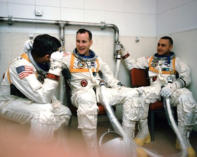 ED WHITE GUS GRISSOM ROGER CHAFFEE APOLLO 1 ASTRONAUTS  8X10 NASA PHOTO (BB-947)