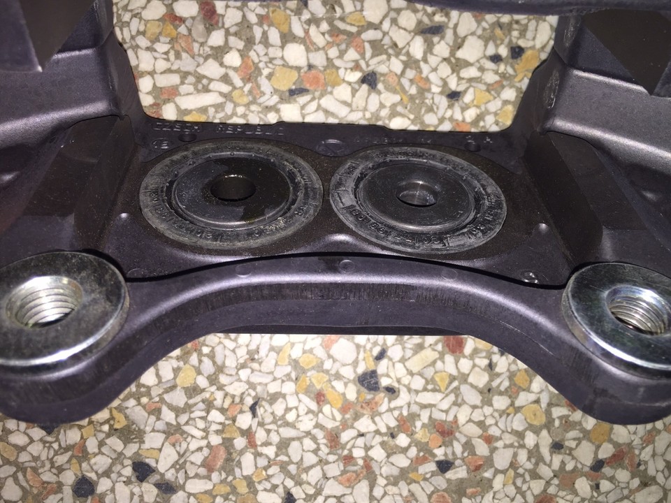 2013+ Cadillac ATS 4 Piston Brembo Front Brake Calipers w/pin kit