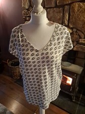 Image of White Stuff Jaquard Jersey T-shirt Cream/black Size 10 BNWT RRP £35