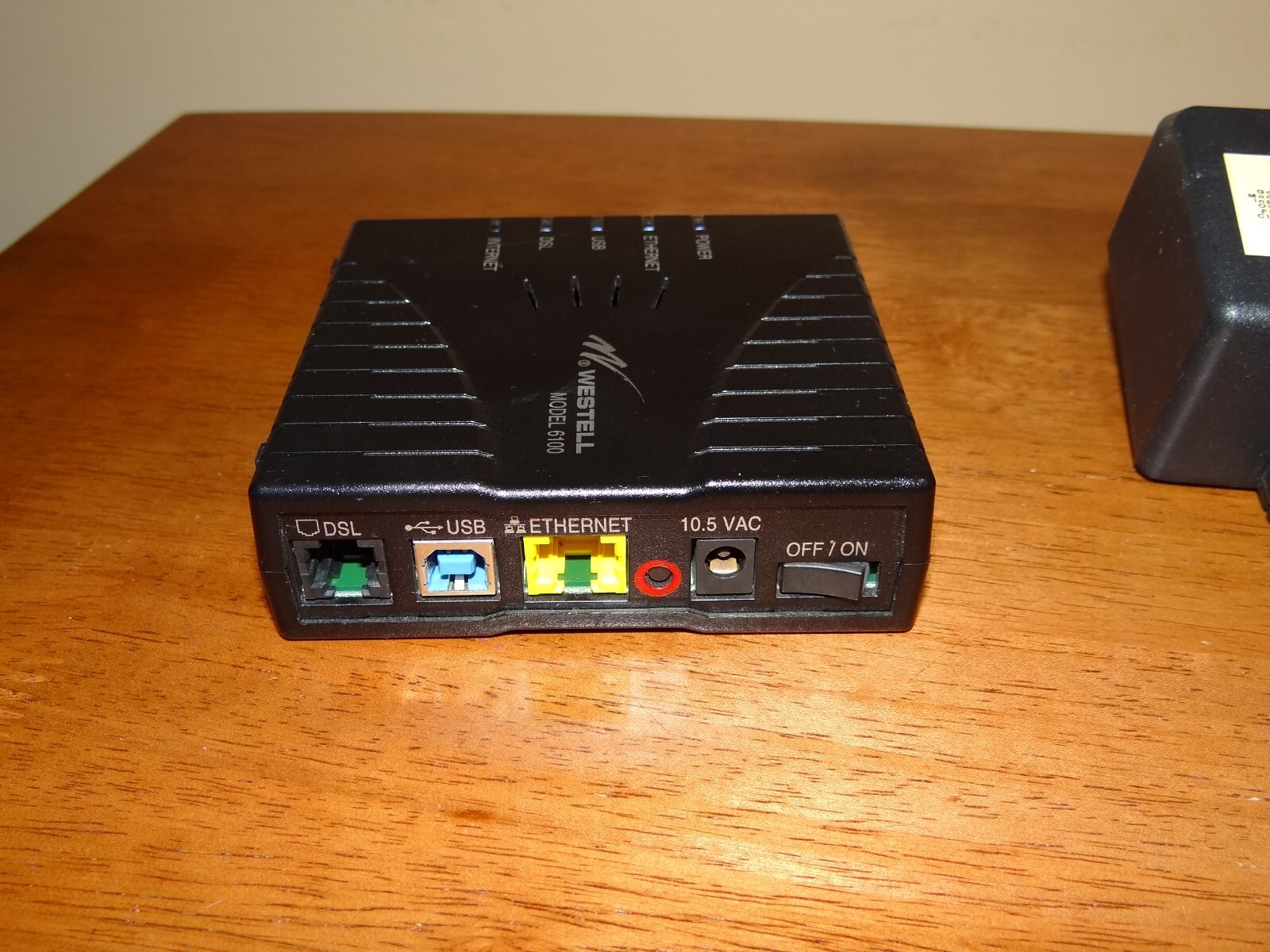 Westell/Wind River Model 6100 DSL2+ Router E90-610015-06 w/ AC Adapter ...