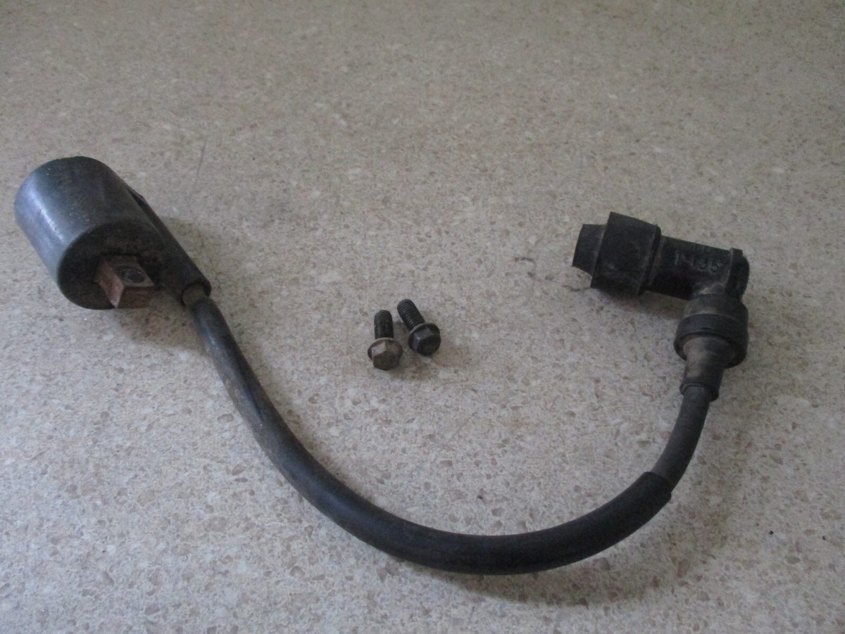 2001 YAMAHA TTR 125L IGNITION COIL SPARK PLUG WIRE CAP, FITS