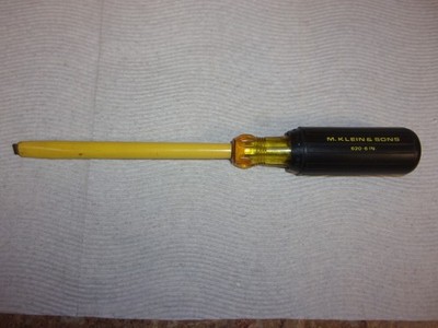 KLEIN TOOLS 620-6'' INSULATED FLAT/SLOTTED SCREWDRIVER 1/4'' BLADE USA MADE