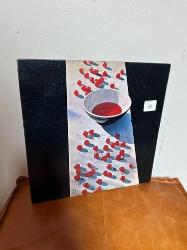 PAUL McCARTNEY - McCartney (1970) - 12" Vinyl Record LP - Nice VG 1st Pressing