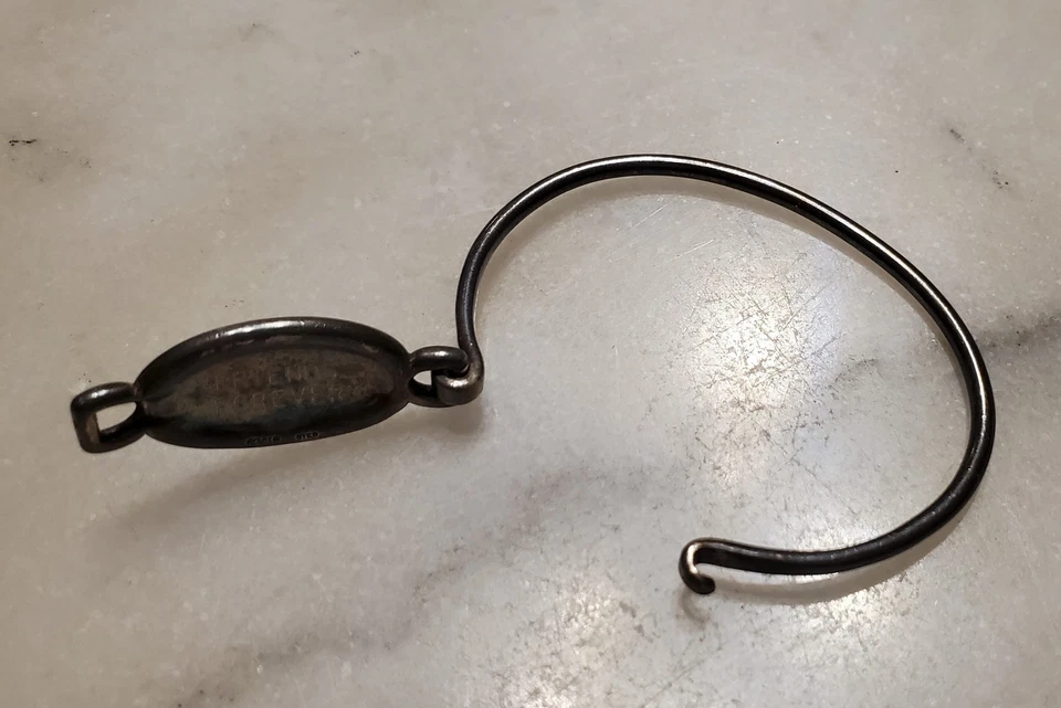 Signed James Avery Engraveable 'Friends Forever' Sterling Cuff Bracelet - Image 4 of 4