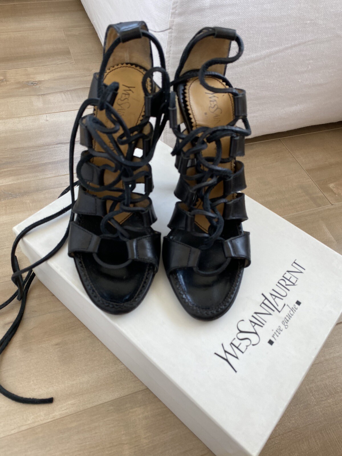 Sandalo Yves Saint Laurent Rive Gauche nero cinturino 38 (US 8)
