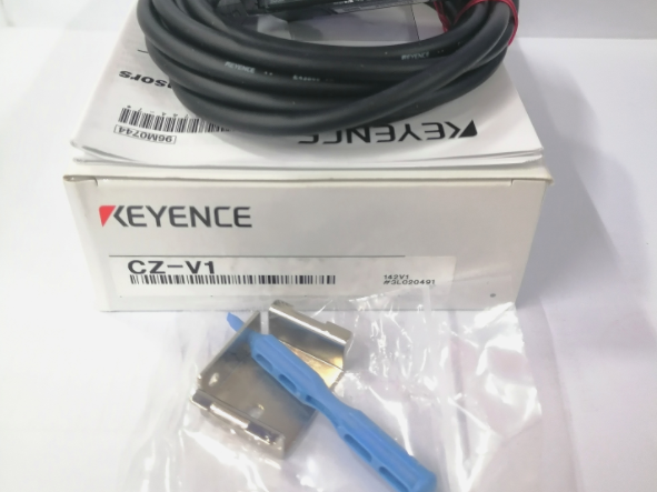 Omron CZ-V1 CZV1 Color Sensor Expedited Shipping 1PC New
