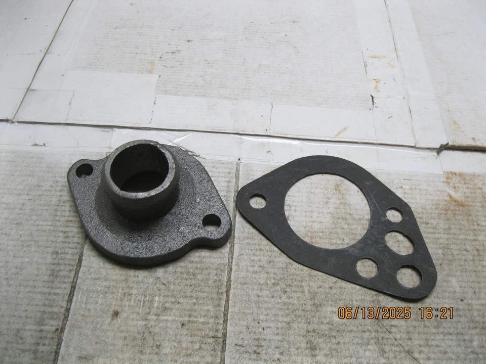 Engine Coolant Water Outlet 4 Seasons 84830 Foto 2 de 4