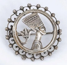 RARE ANTIQUE c.1910 STERLING SILVER EGYPTIAN REVIVAL QUEEN NEFERTITI BROOCH PIN