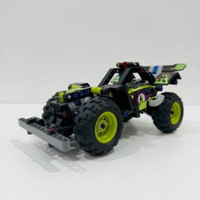 LEGO TECHNIC: Monster Jam Grave Digger (42118)