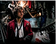 AARON TVEIT Signed 8x10 LES MISERABLES ENJOLRAS Photo w/ Hologram COA