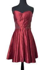 Blondie Nites by Stacy Sklar Red Strapless Fit n Flare Party Dress 5 Pockets