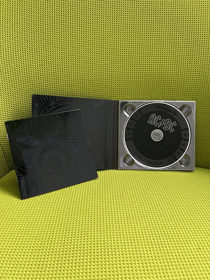AC/DC - Black Ice (2008) Album Rock Musik CD Digipak *** sehr guter Zustand *** - Bild 3 von 3