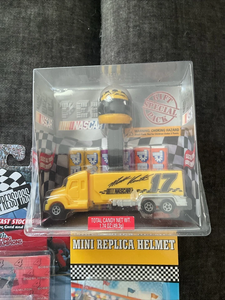 NASCAR Hot Wheels Collection 6 Matt Kenseth y 2 Hamilton Foto 2 de 4