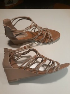 wide nude wedge
