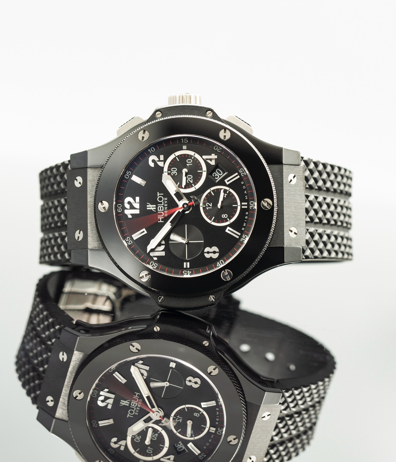 Hublot Big Bang Black Magic 44MM Ceramic 301.CX.130.RX Box and Papers