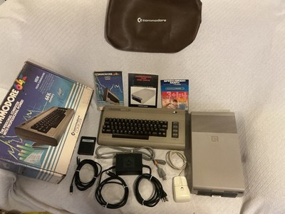 Commodore 64 Computer W/ Commodore 1541 Floppy Drive w/ Power Cables and Extras