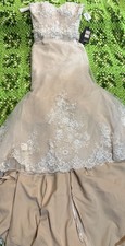 Randy Fenoli Bridal Strapless intricate Beautiful Wedding Dress Size 12 Classic