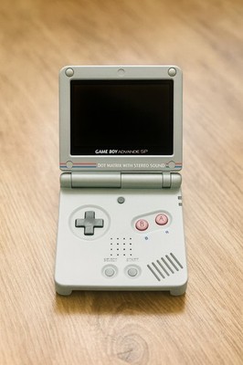 Nintendo Game Boy Advance SP AGS-101 | IPS Display | Neues Gehäuse DMG-01 Design