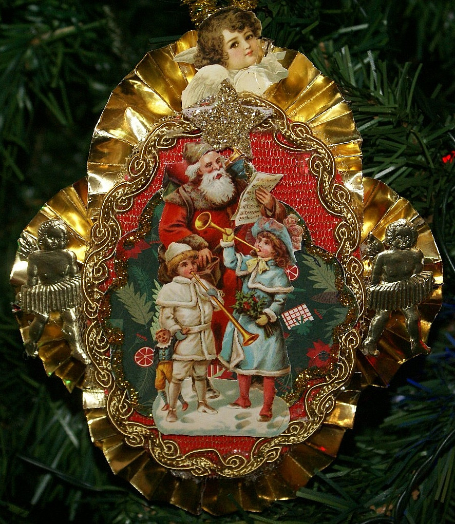 Adorno de Navidad Victoriano Papá Noel con Niños Músicos Hecho a Mano Coleccionable