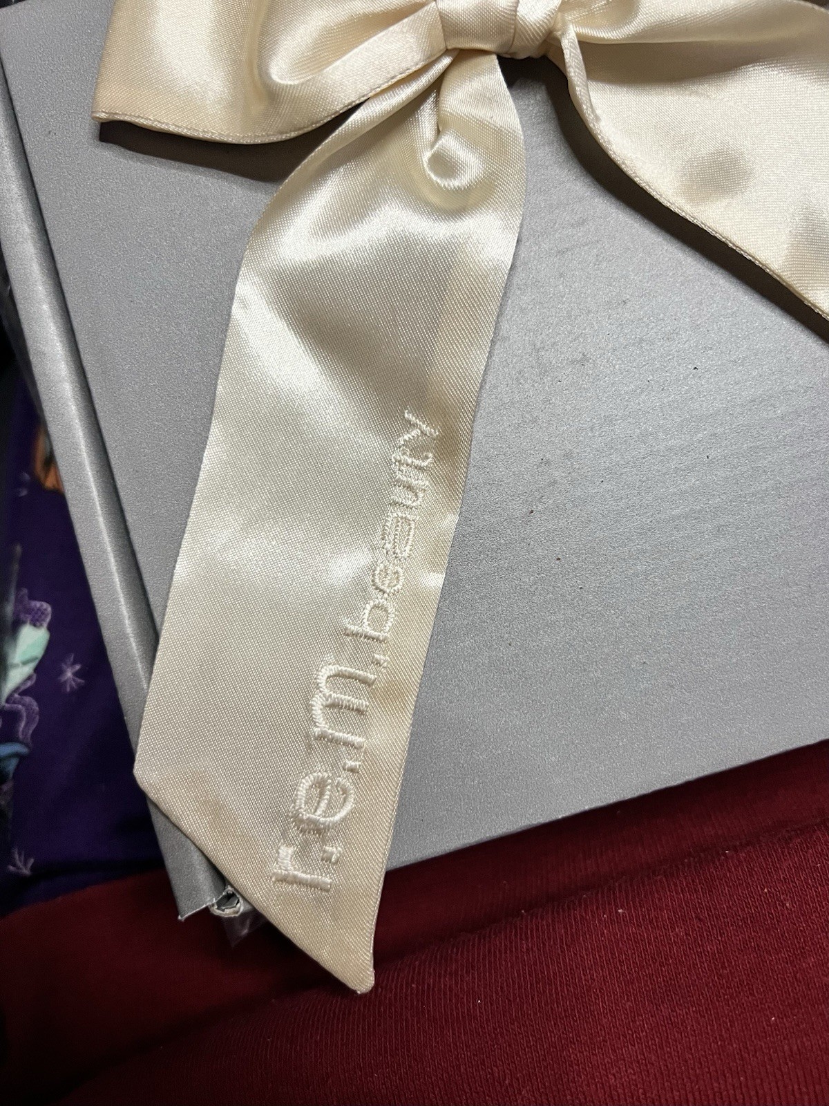 R.E.M. Beauty Yours Truly Exclusive PR  Hair Bow- VERY RARE!!