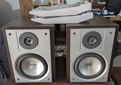 Philips FWB-MC45/17 Bookshelf Speaker Pair 6 Ohm Wood Grain Stereo System TESTED