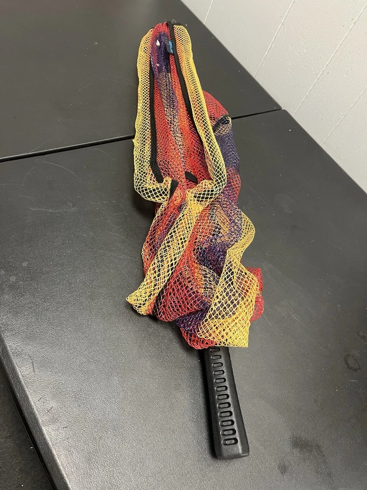 Trout Fishing Net Flip Length when folded: 35 inches; when extended: 80 inches. - Image 3 of 4