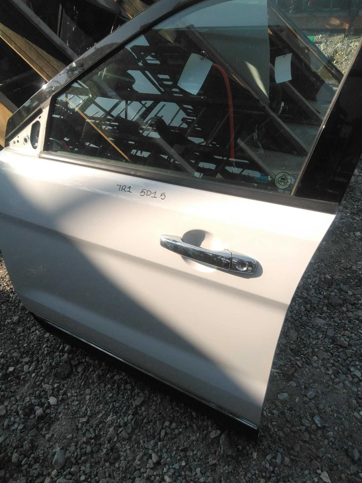 Used Front Left Door Assembly Front fits: 2014 Ford Explorer Limited L. Front Le - Изображение 3 из 4
