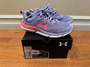 Girl’s Under Armour GGS Assert 10 Running Shoes Purple Size 4Y EUC!