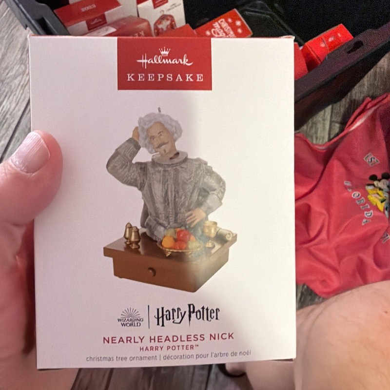 Hallmark Keepsake (2023) Nearly Headless Nick Harry Potter Magic Light Ornament