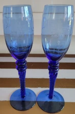 2 COBALT BLUE CHAMPAGNE FLUTES ETCHED WITH GRAPES TWISTED STEM 8.75 INCHES 6 OZS