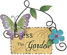 Metal Garden Welcome Sign with Butterfly Decor, Outdoor Hanging Welcome Sign