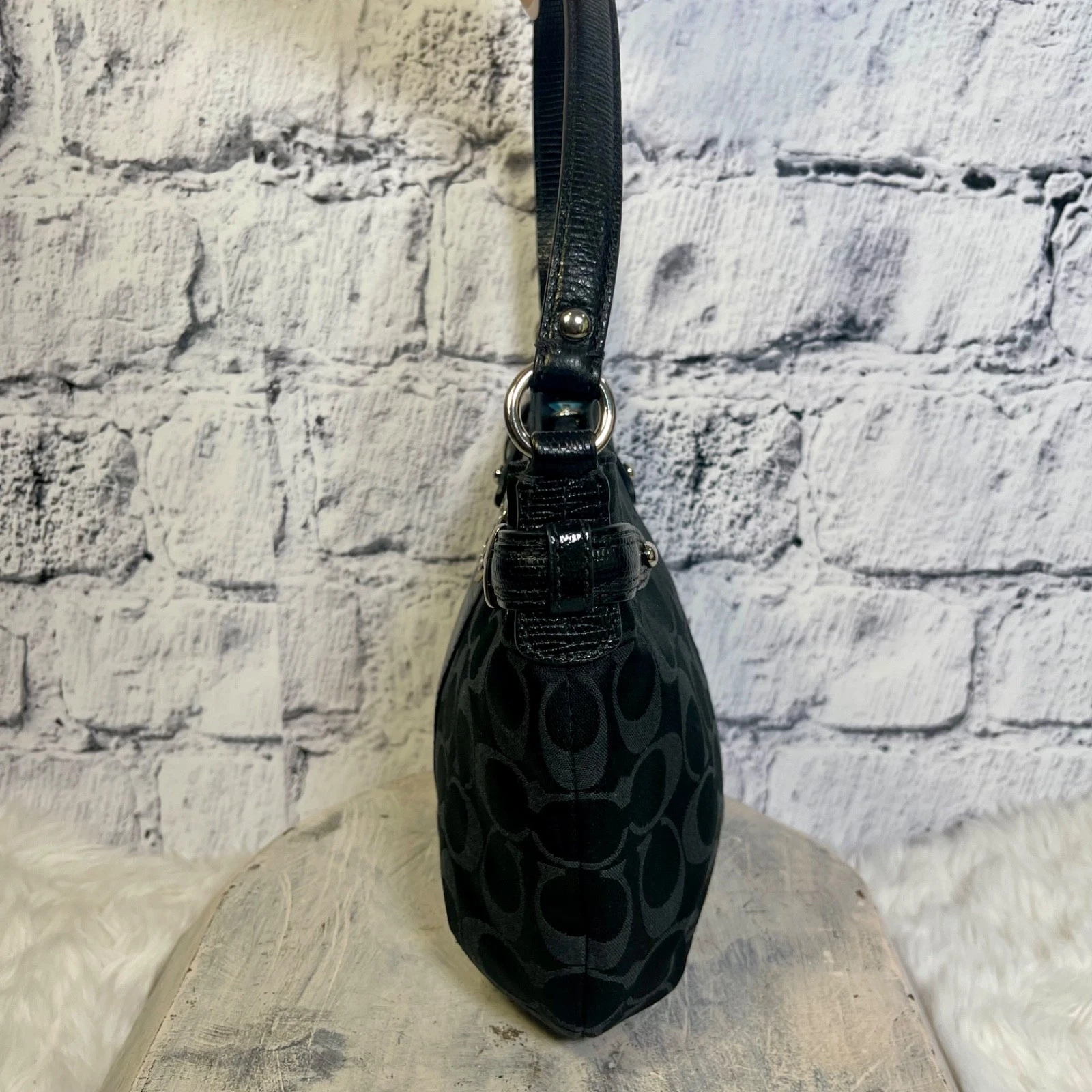 Borsa vintage Coach Colette firmata nera hobo bordo in pelle verniciata Y2K