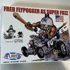 Atlantis Toy & Hobby Fred Flypogger as Super Fuzz Plastic M104 Model Kit -NEW-