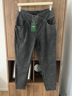 02699020 Halara Jeans XL 7/8 in Schwarz mit überkreuztem Bund