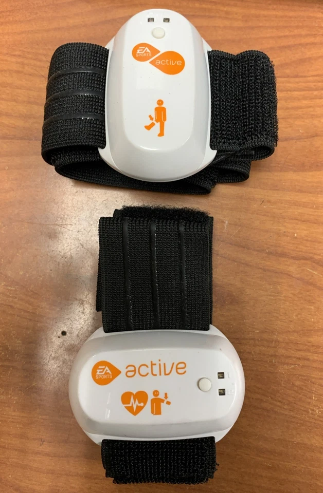 Wii EA Sports Active more workouts Game With Bands (2) and Dongle - Image 3 of 4