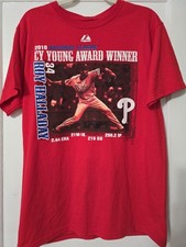 Roy Halladay Cy Young Award Philadelphia Phillies T Shirt L MLB Baseball 2010