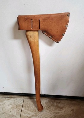 Vintage 26'' Collins Hudson Bay Tomahawk Style Axe Hatchet Head Cover Saddle Axe